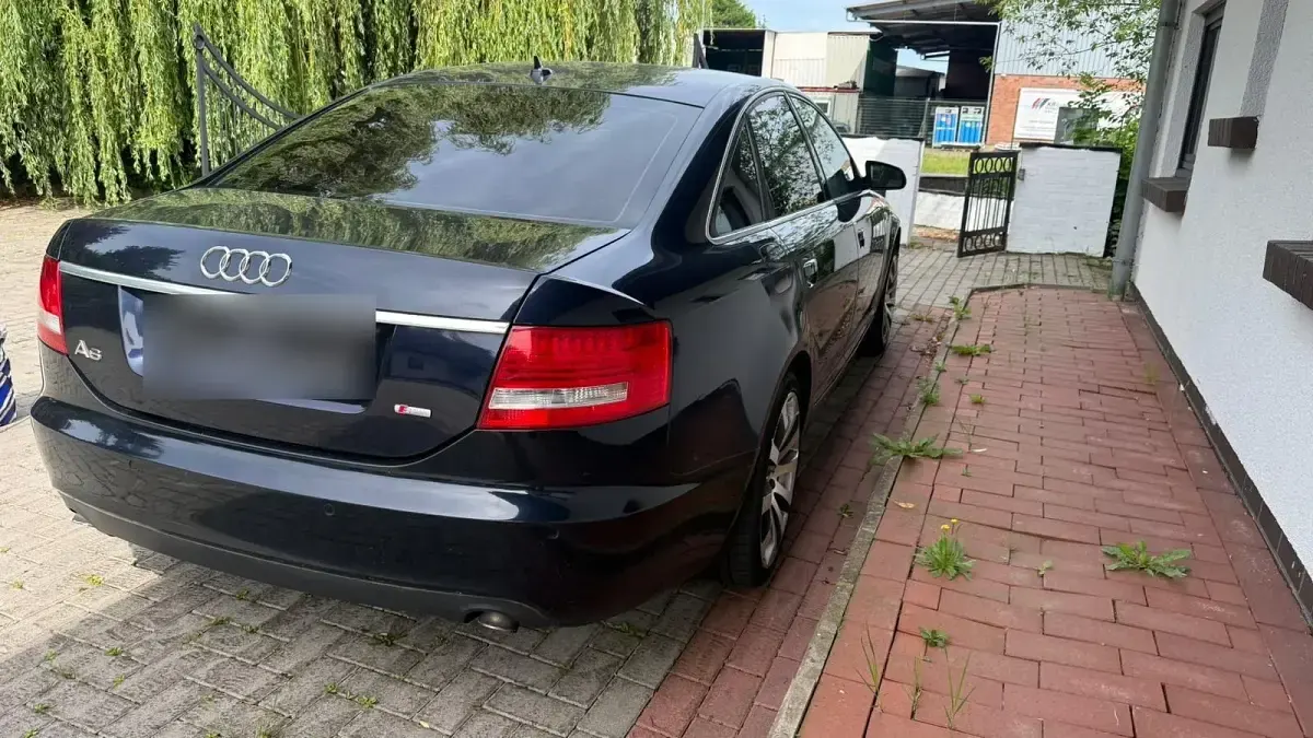 Gebraucht Audi A6 S-Line 225 PS (165 kW) 2004 Blau Limousine