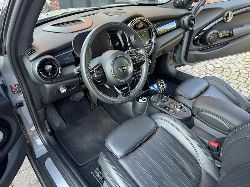 Second-hand Mini Cooper SE 132 kW (180 CP) 2020 Gri Hatchback