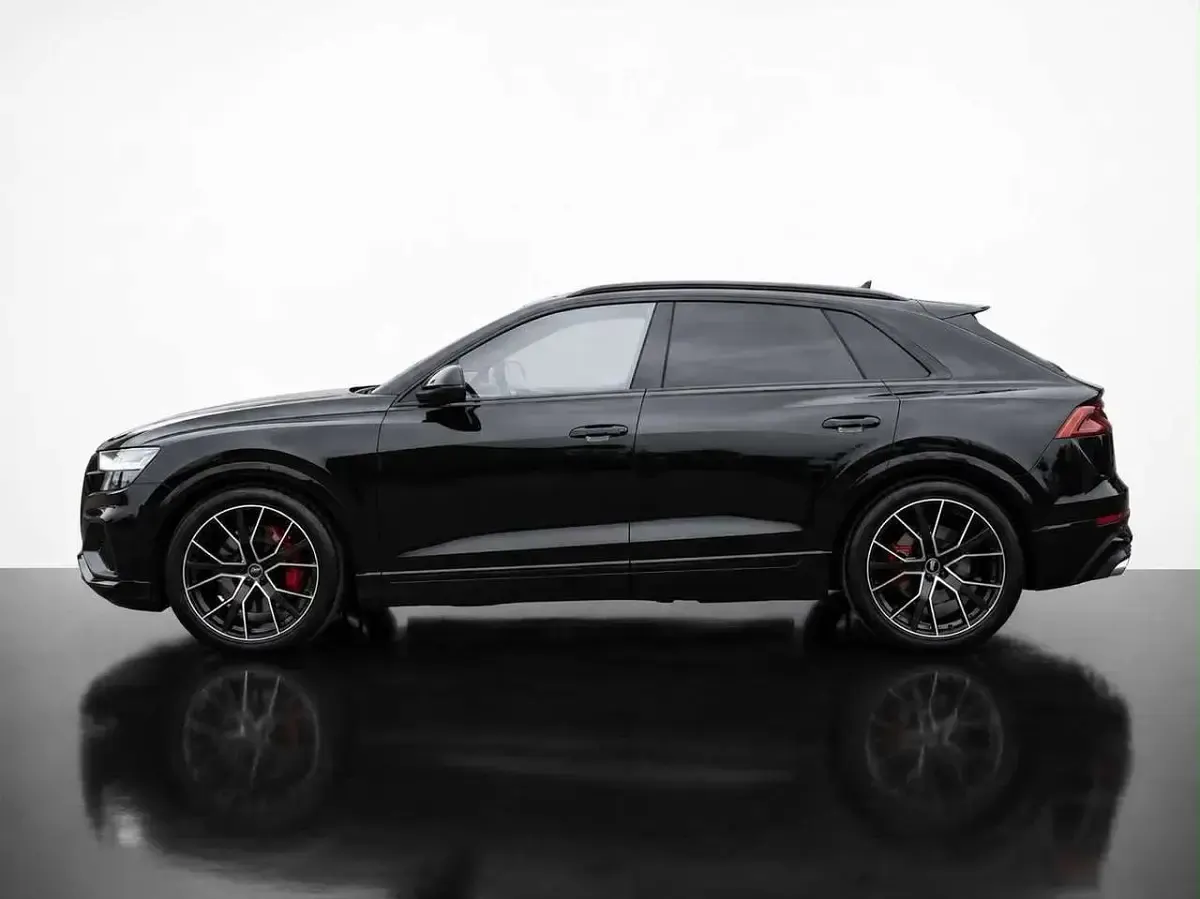 Gebraucht Audi SQ8 507 PS (372 kW) 2022 Mythosschwarz metallic SUV