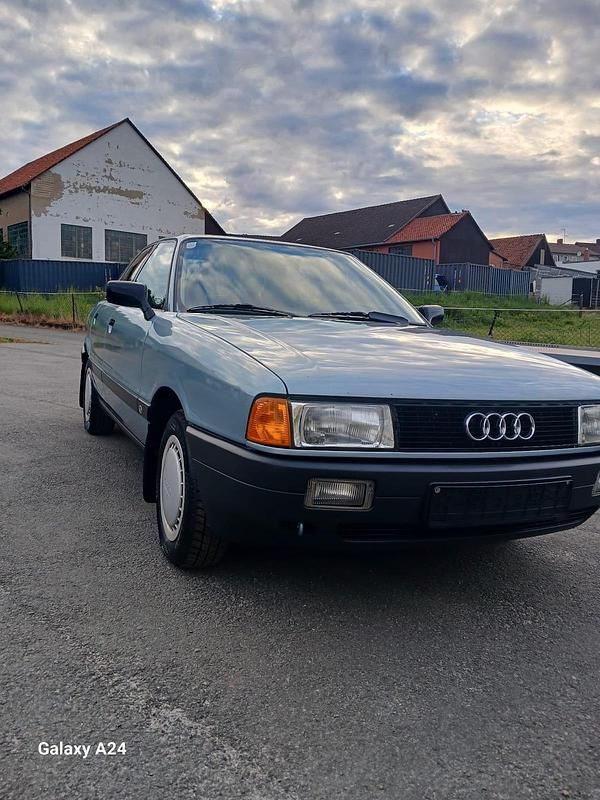 Second-hand Audi 80 90 CP (66 kW) 1991 Gri Berlinǎ