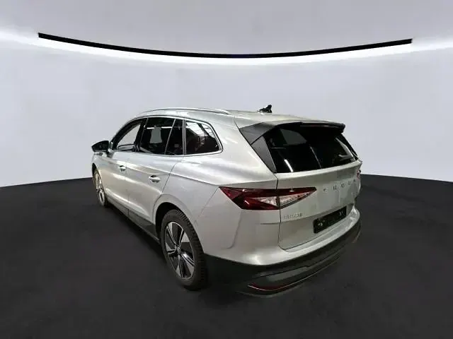 Gebraucht Skoda Enyaq iV Loft 210 kW (286 PS) 2025 Silber SUV