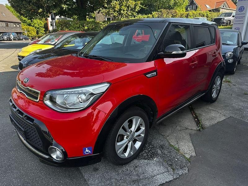 Gebraucht Kia Soul 136 PS (100 kW) 2016 Rot SUV