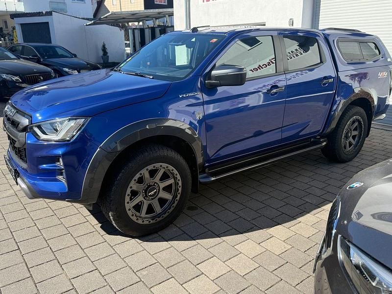 Gebraucht Isuzu D-Max 163 PS (119 kW) 2021 Blau Pickup