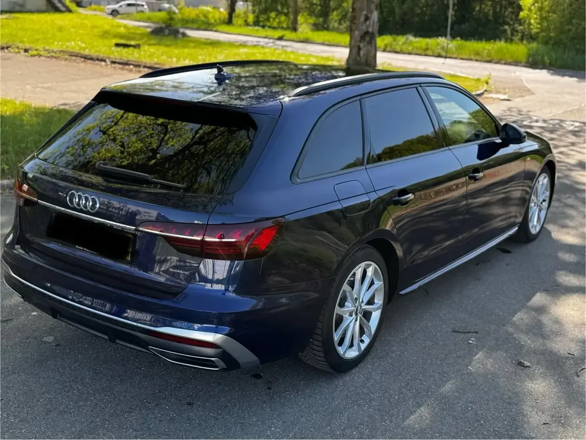 Usata Audi A4 S-Line 286 CV (210 kW) 2020 Blu Station wagon