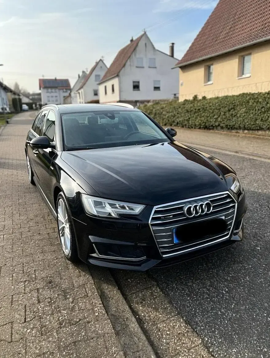 Gebraucht Audi A4 190 PS (139 kW) 2019 Schwarz Kombi