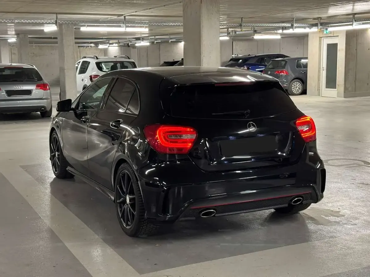 Gebraucht Mercedes A250 AMG line 211 PS (155 kW) 2014 Schwarz Limousine