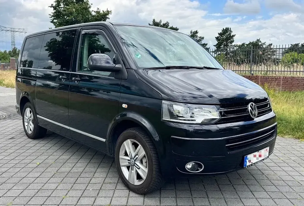 Gebraucht VW Multivan Highline 179 PS (131 kW) 2014 Schwarz Van / Kleinbus
