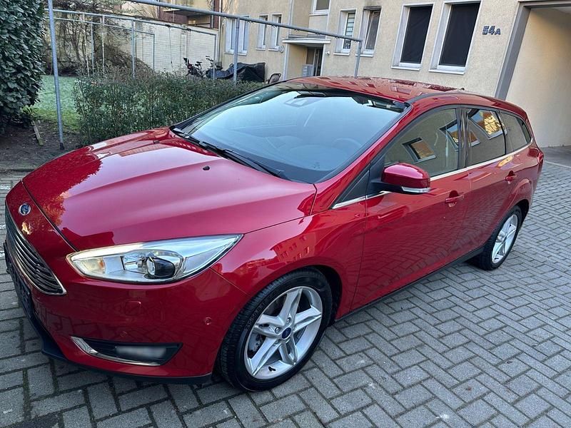 Gebraucht Ford Focus Business Edition 150 PS (110 kW) 2017 Rot Kombi