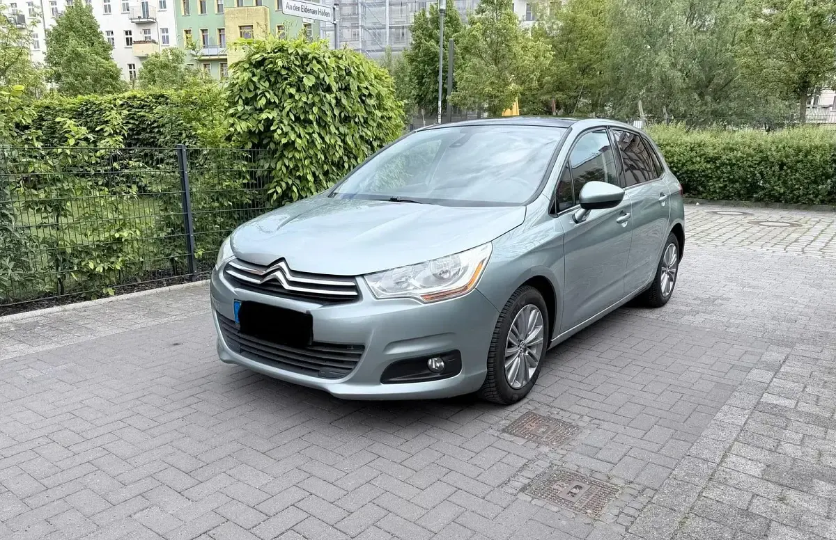 Used Citroën C4 120 HP (88 kW) 2011 Blue Sedan