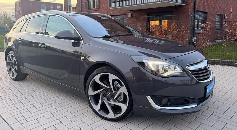 Gebraucht Opel Insignia OPC 250 PS (183 kW) 2014 Grau Kombi