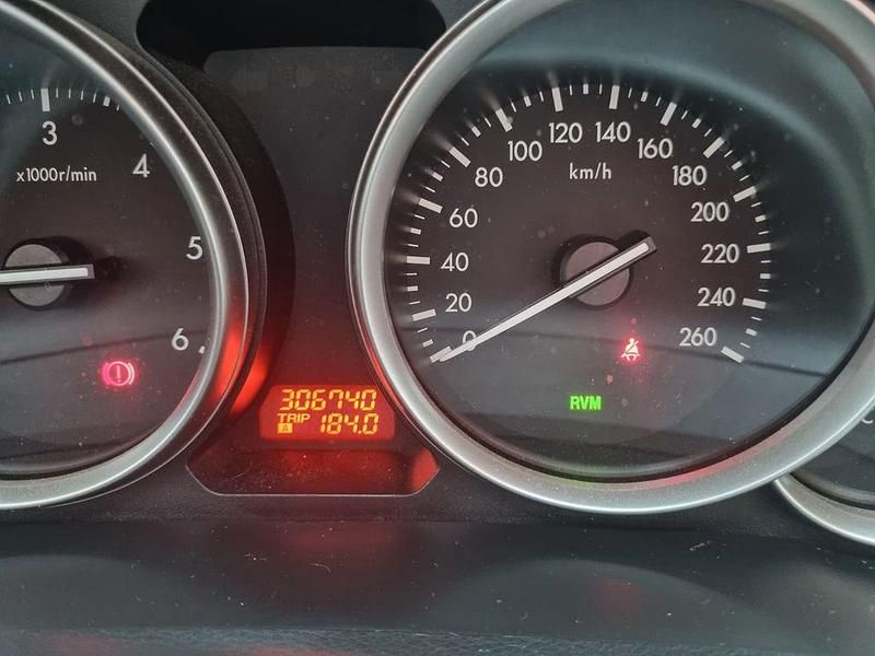 Silber Gebraucht 2010 Mazda 6 90th Anniversary Limousine | 2.800 € (Fairer Preis) - Bild 1/4