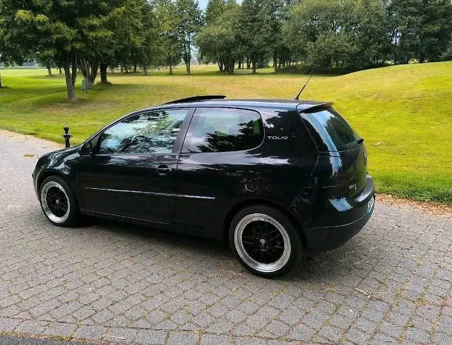 Gebraucht VW Golf V 80 PS (58 kW) 2007 Schwarz Limousine
