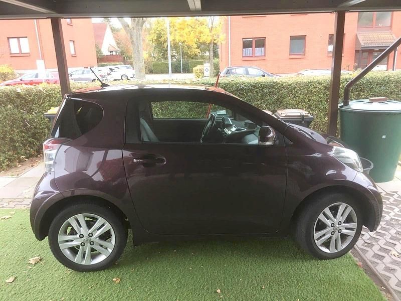 Gebraucht Toyota iQ 68 PS (50 kW) 2010 Kleinwagen