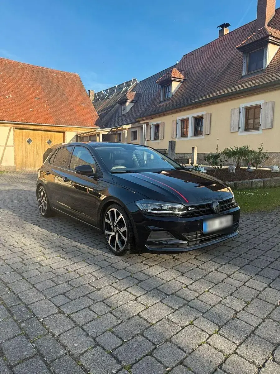 Gebraucht VW Polo Edition 95 PS (69 kW) 2018 Schwarz Kleinwagen