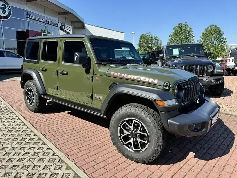 Gebraucht Jeep Wrangler Unlimited Rubicon 272 PS (200 kW) 2024 Blau SUV
