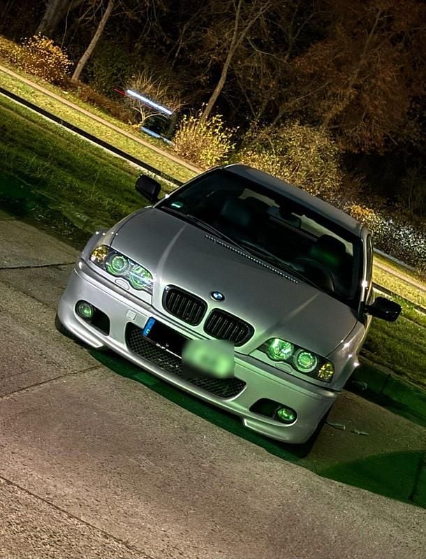 Gebraucht BMW 325 192 PS (141 kW) 2001 Silber Coupé