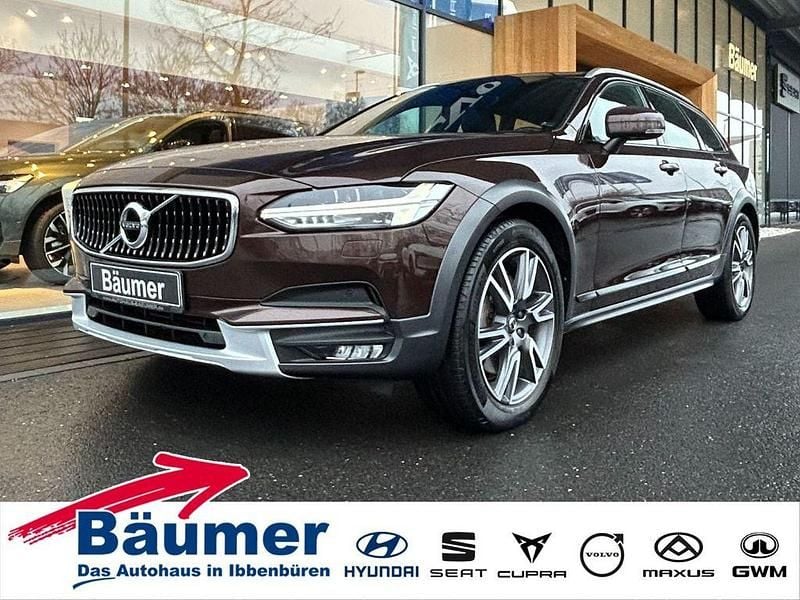 Braun Gebraucht 2017 Volvo V90 CC Pro Kombi | 23.890 € (Etwas zu teuer) - Bild 1/4