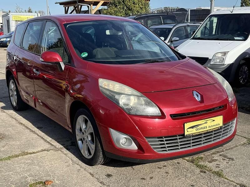 Gebraucht Renault Scénic III Dynamique 110 PS (80 kW) 2010 Rot Van / Kleinbus