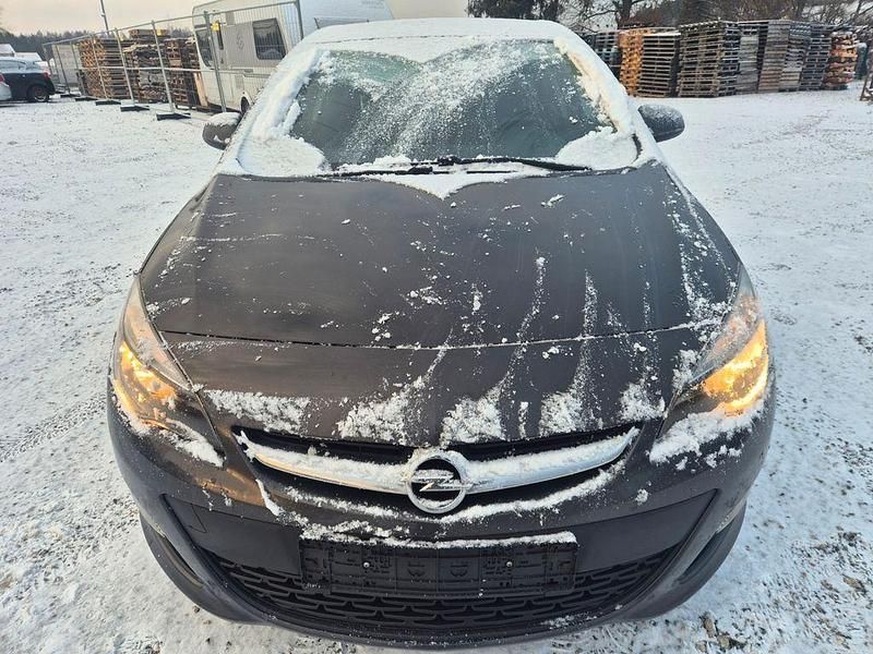 Gebraucht Opel Astra Selection 110 PS (80 kW) 2014 Grau Limousine