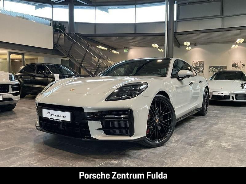 Weiß Neu 2025 Porsche Panamera GTS Limousine | 181.890 € (Superpreis) - Bild 1/4