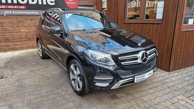 Gebraucht Mercedes GLE500 333 PS (244 kW) 2017 Obsidianschwarzmetalliclack SUV