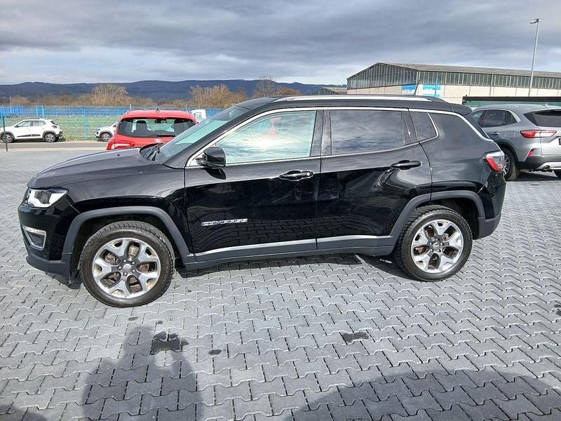 Gebraucht Jeep Compass Limited 170 PS (125 kW) 2019 Schwarz SUV