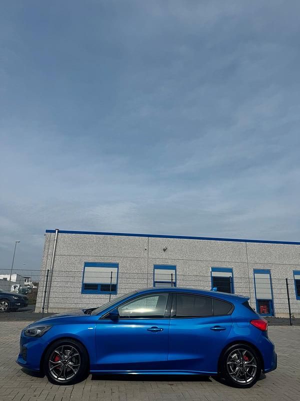 Gebraucht Ford Focus ST-Line 102 PS (75 kW) 2019 Blau Kleinwagen