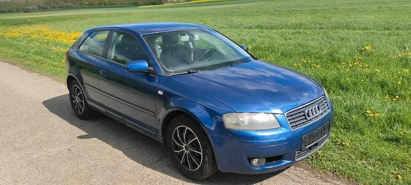 Usata Audi A3 102 CV (75 kW) 2004 Blu Utilitaria