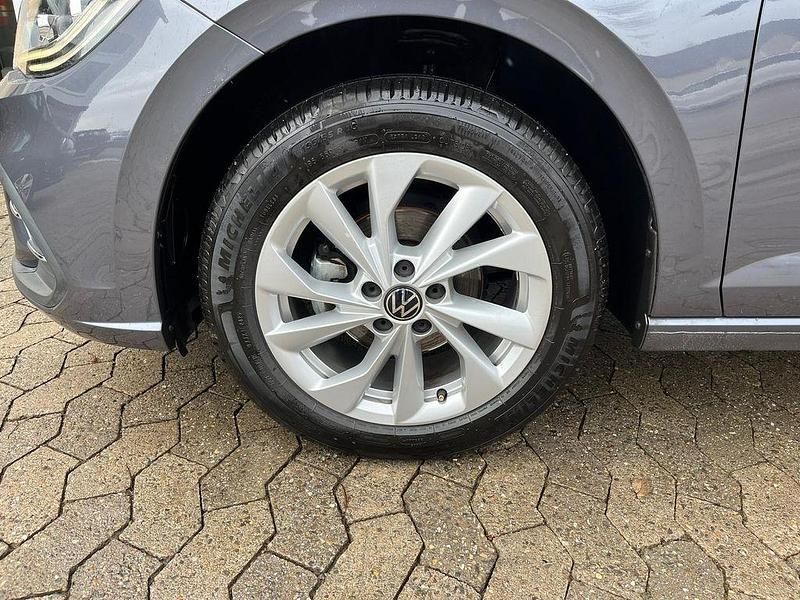 Gebraucht VW Polo Style 95 PS (69 kW) 2022 Grau Limousine