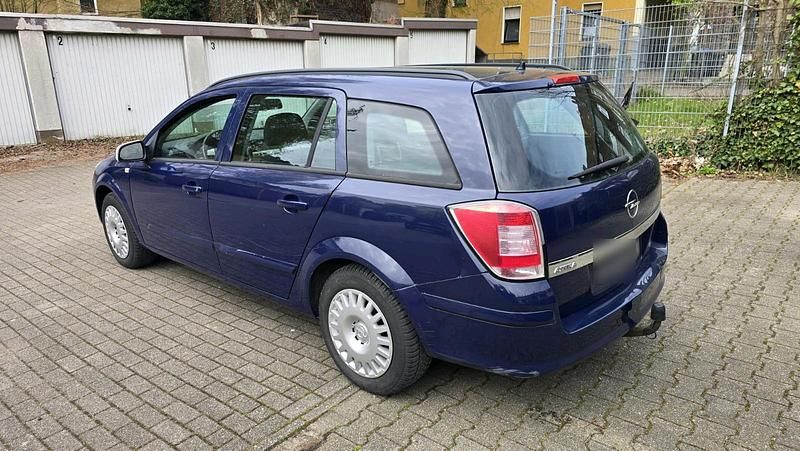Gebraucht Opel Astra 125 PS (91 kW) 2009 Kombi