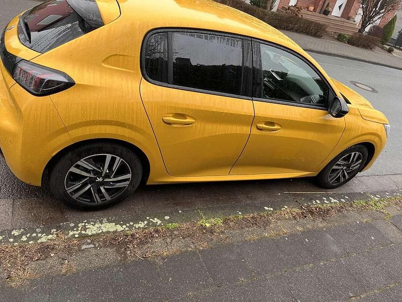 Gebraucht 2022 Peugeot 208 Allure Kleinwagen | 13.330 € (Superpreis) - Bild 1/4