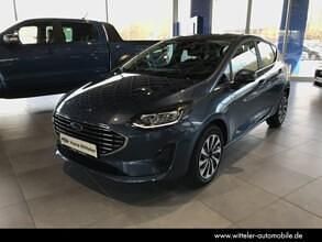 Gebraucht Ford Fiesta Titanium 101 PS (74 kW) 2022 Chromablau metallic Kleinwagen