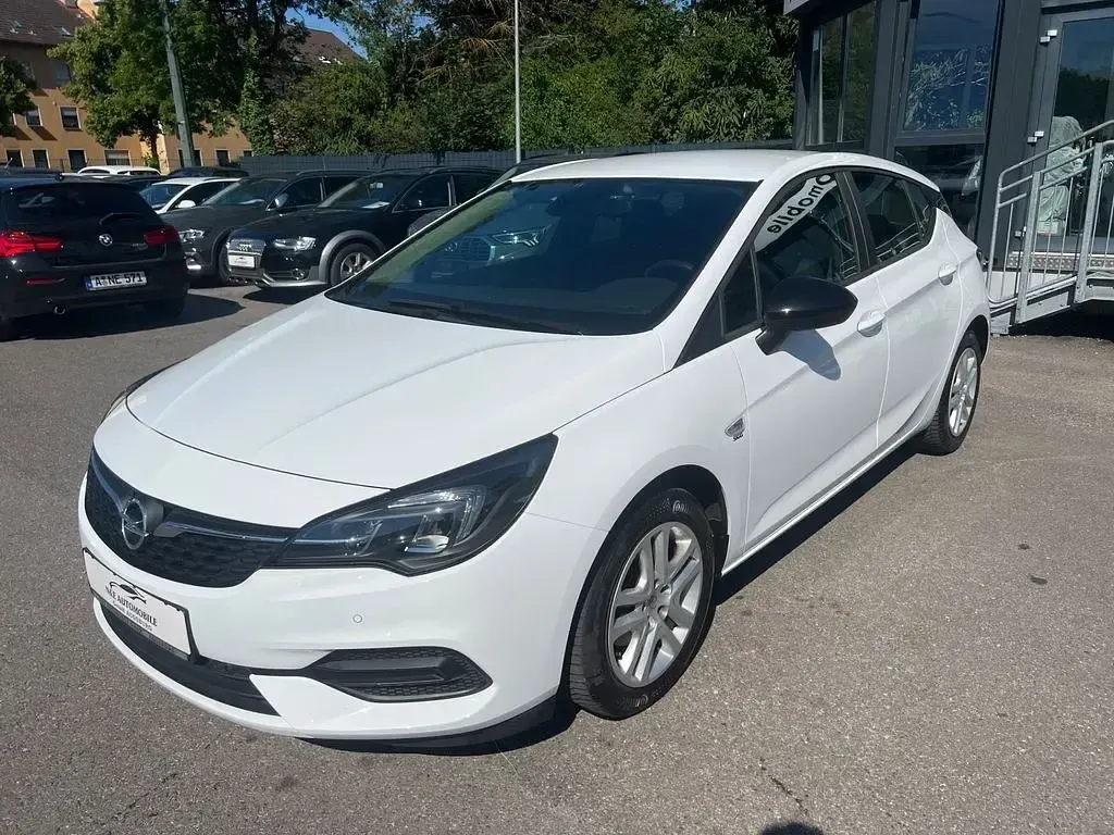 Gebraucht Opel Astra Edition 110 PS (80 kW) 2021 Weiß Limousine
