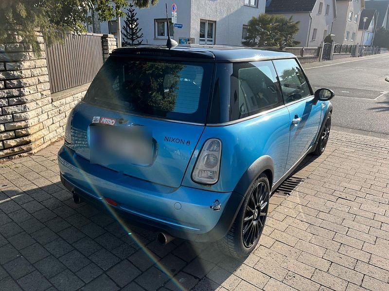 Usado Mini ONE 125 HP (91 kW) 2004 Azul Citadino