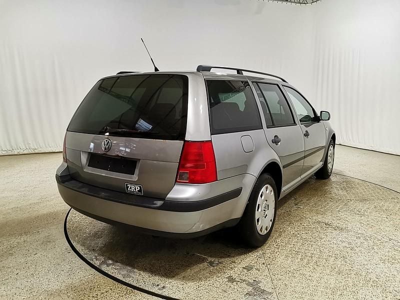 Gebraucht VW Golf IV 2005 Silbergrau metallic Kombi