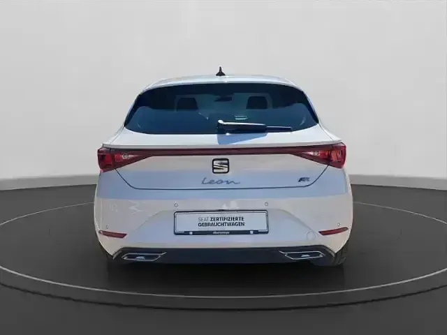 Brugt Seat Leon FR 150 HK (110 kW) 2022 Hvid Sedan