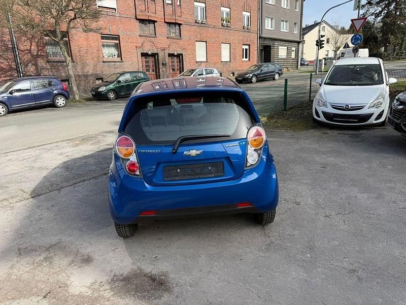 Gebraucht Chevrolet Spark 68 PS (50 kW) 2011 Blau Kleinwagen