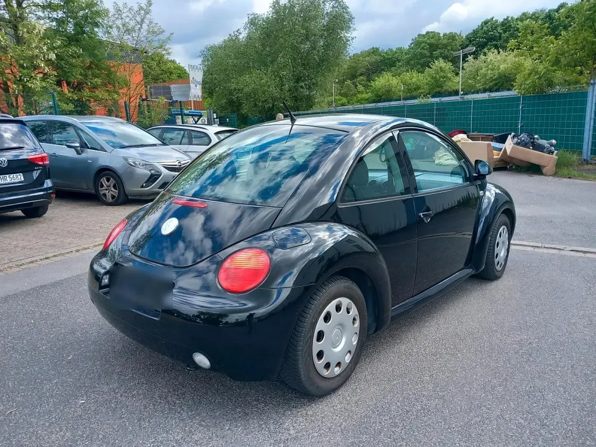 Gebraucht VW Beetle 101 PS (74 kW) 2000 Schwarz Kleinwagen