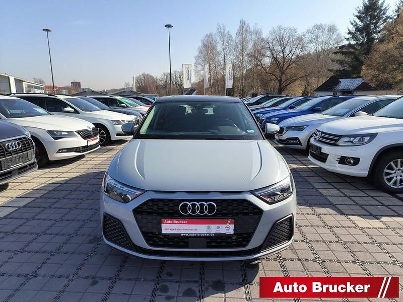 Gebraucht Audi A1 Sportback Design 95 PS (69 kW) 2023 Grau Kleinwagen