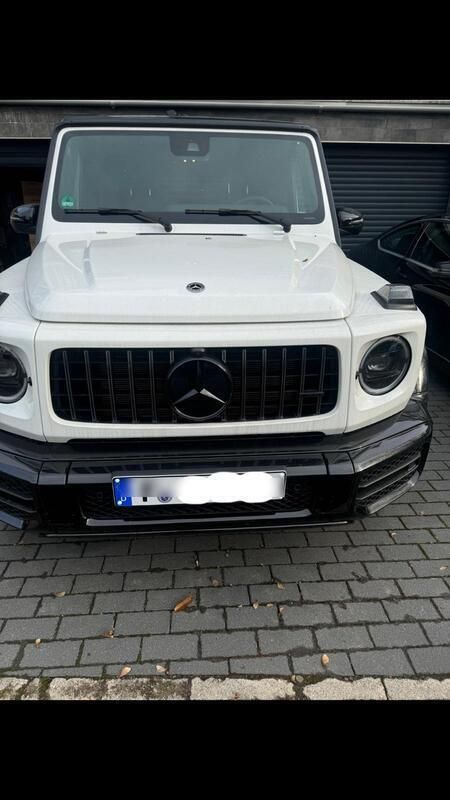 Weiß Gebraucht 2023 Mercedes G63 AMG AMG SUV | 165.000 € - Bild 1/4