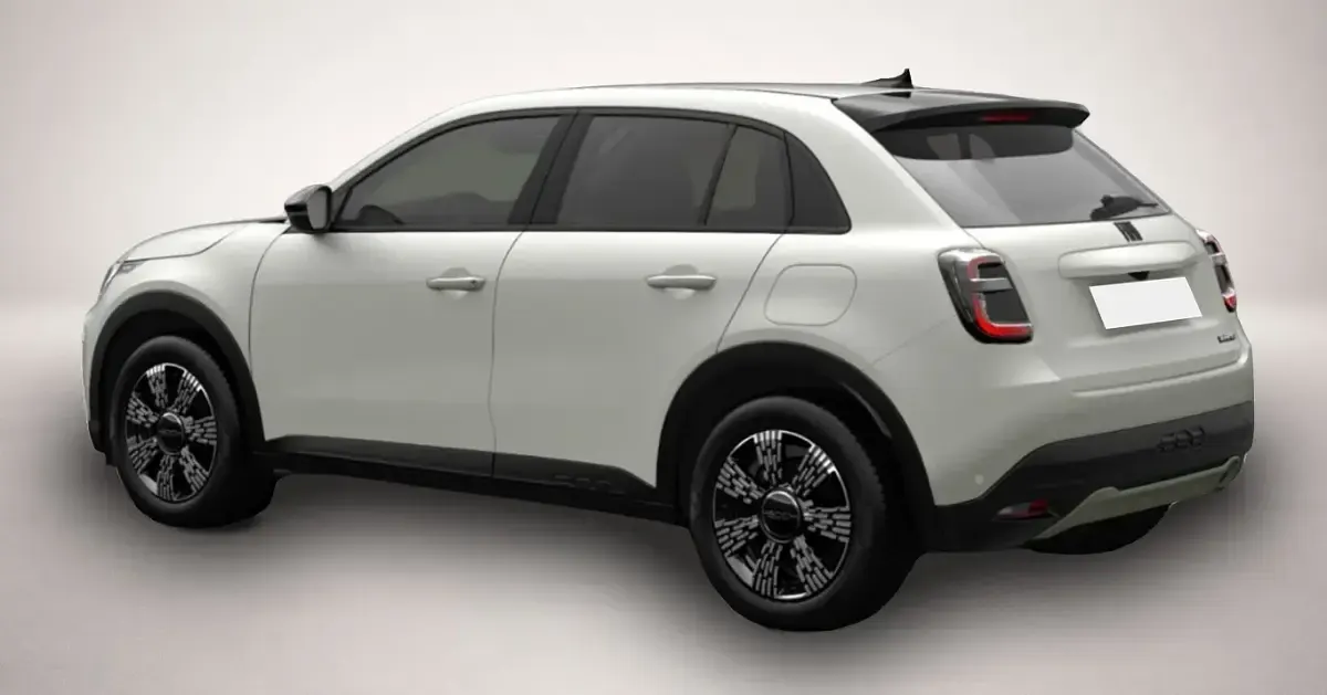 Neu Fiat 600 110 PS (80 kW) 2026 Weiß SUV