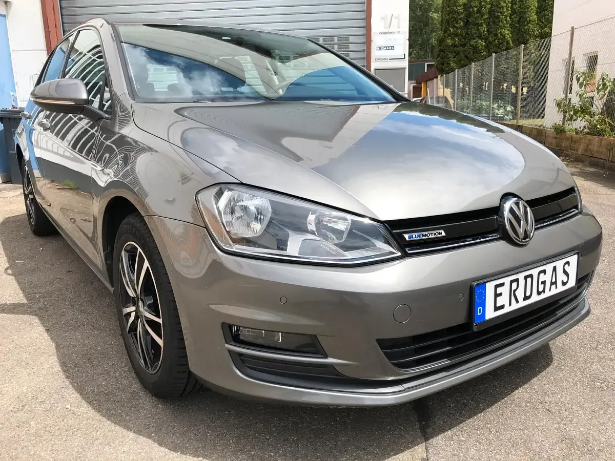 Gebraucht VW Golf VII 110 PS (80 kW) 2016 Grau Limousine