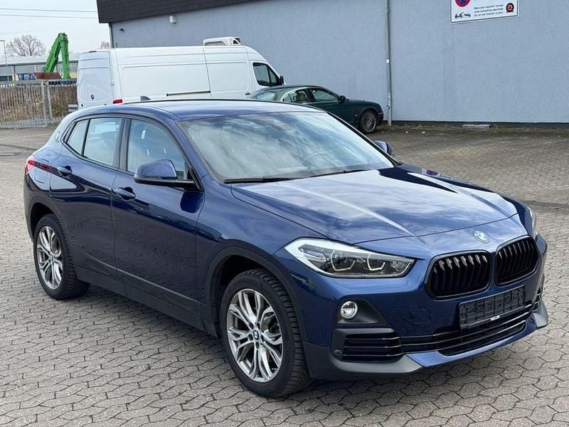 Blau Gebraucht 2020 BMW X2 Performance SUV | 14.990 € (Guter Preis) - Bild 1/4
