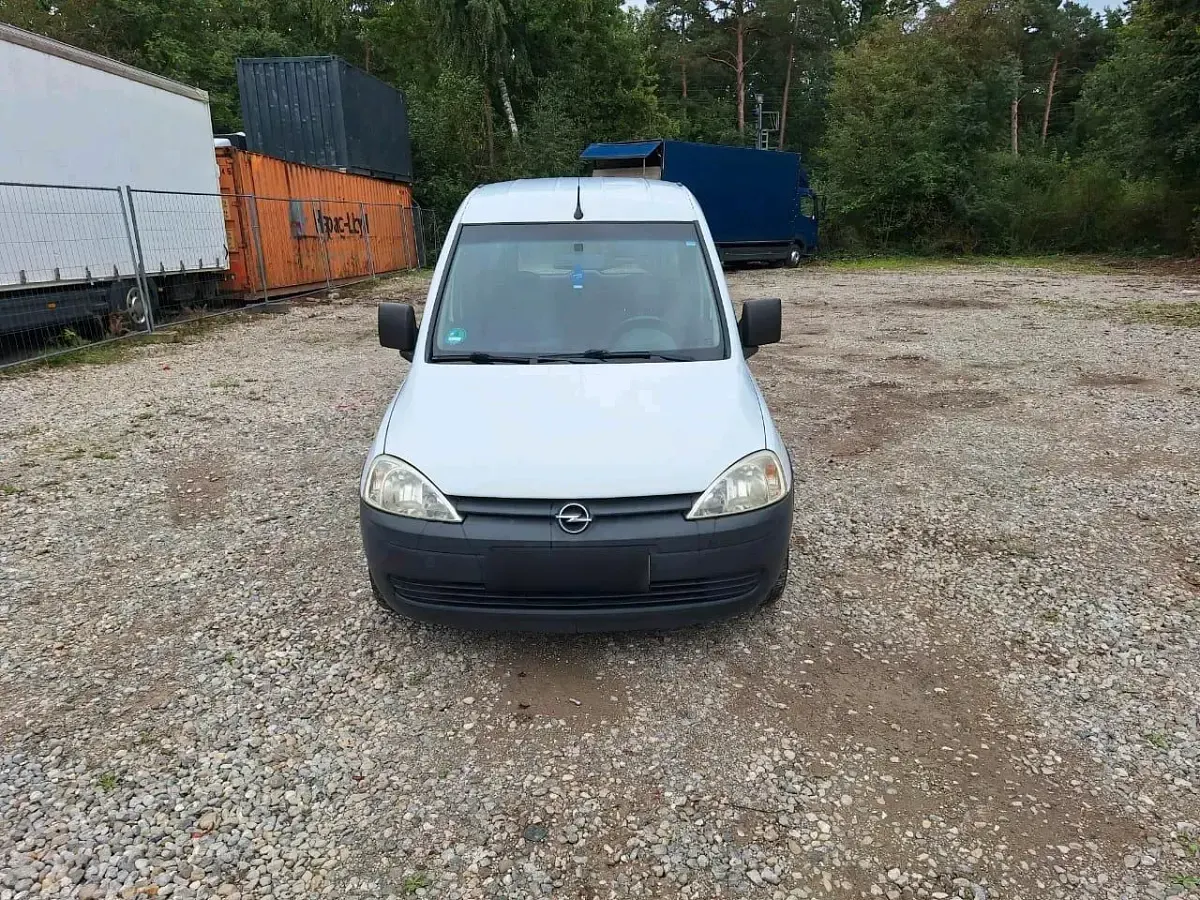 Gebraucht Opel Combo 97 PS (71 kW) 2007 Weiß Van / Kleinbus