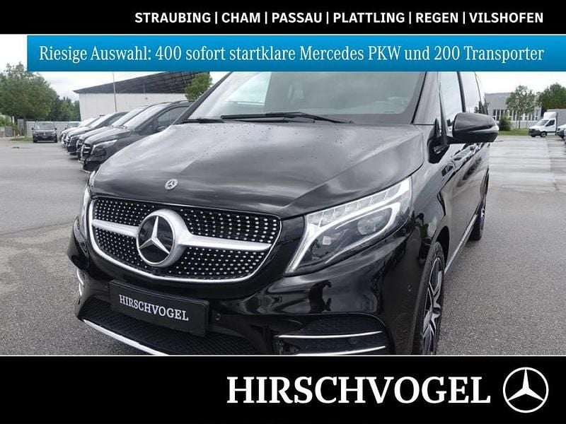 Obsidianschwarz metallic Gebraucht 2021 Mercedes V300 Exclusive Van / Kleinbus | 64.900 € (Fairer Preis) - Bild 1/4