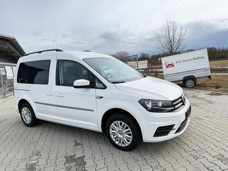 Gebraucht VW Caddy Trendline 102 PS (75 kW) 2017 Weiß Van / Kleinbus