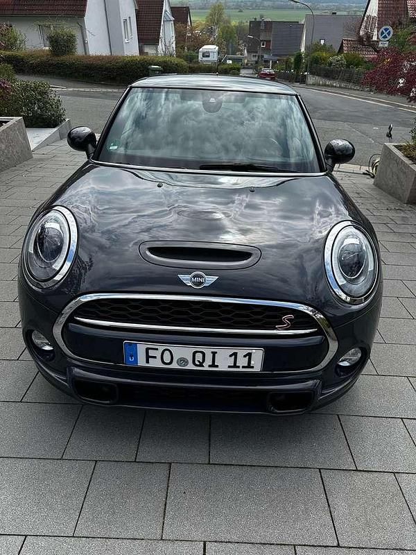 Second-hand Mini Cooper SD 170 CP (125 kW) 2016 Negru Hatchback