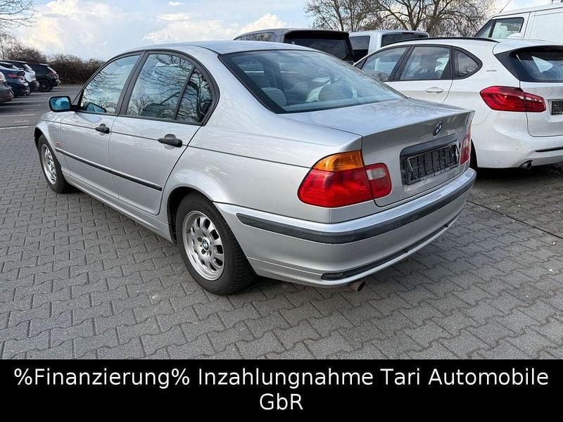 Gebraucht BMW 318 118 PS (86 kW) 2000 Silber Limousine