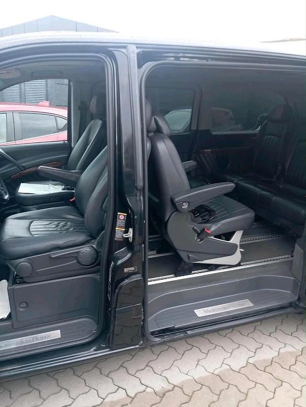 Gebraucht Mercedes Viano 224 PS (164 kW) 2013 Schwarz Van / Kleinbus
