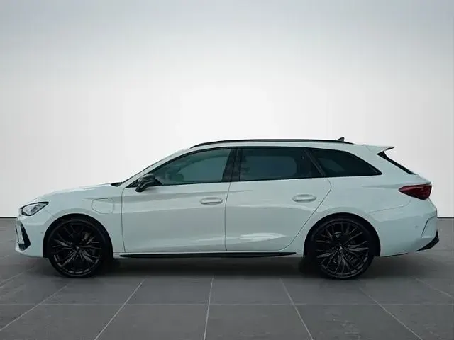 Gebraucht Cupra Leon 272 PS (200 kW) 2026 Weiß Limousine
